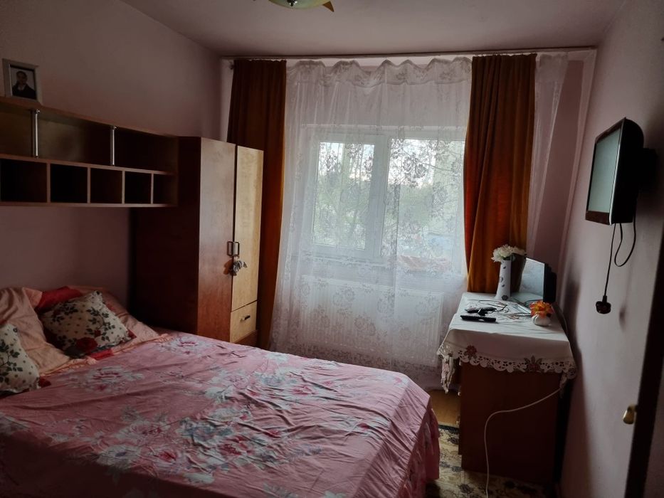 Apartament 2 camere  de vinzare