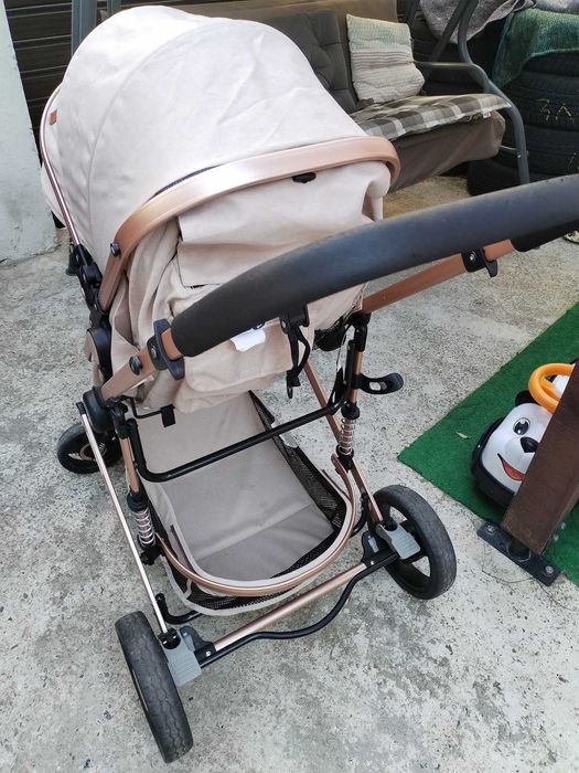 Бебешка количка Moni Ciara