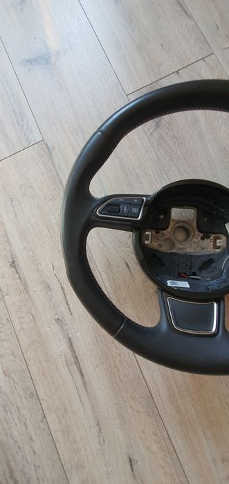 Волан за Ауди,Audi 2013 в добро състояние.