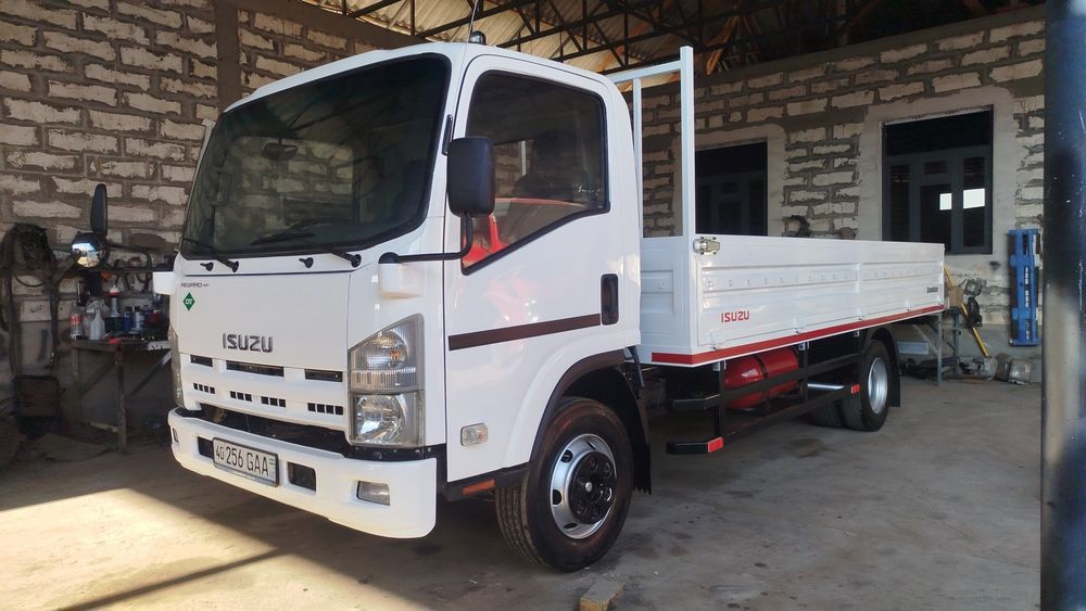 Isuzu avtobusdan terilgan 2009 yil