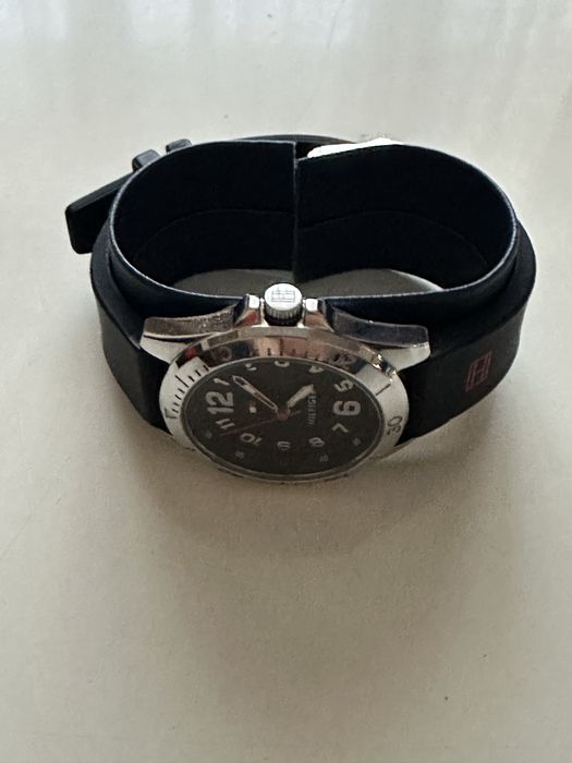 Часовник на Tommy Hilfiger