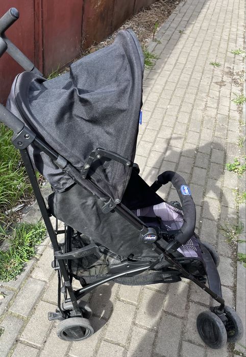 Carucior pliabil cu pozitie de somn