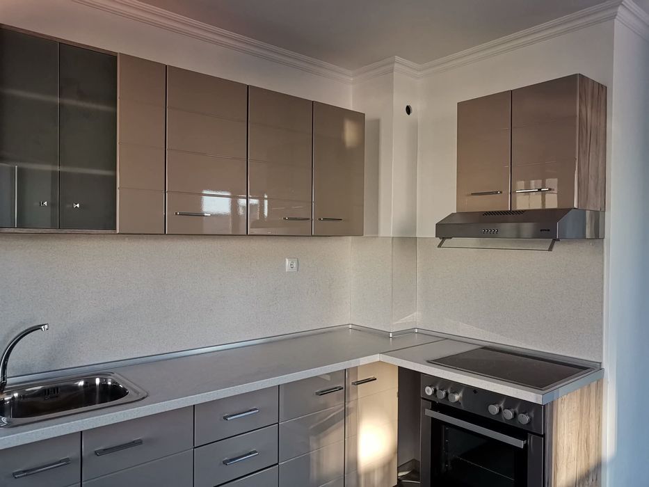 Дава се под наем Едностаен апартамент в Свиленград - 54 кв.м за 298.86 € - Снимка #6