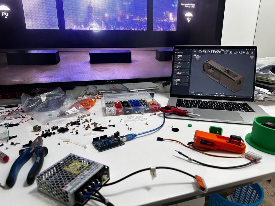 Ajut la proiecte Arduino + explicații