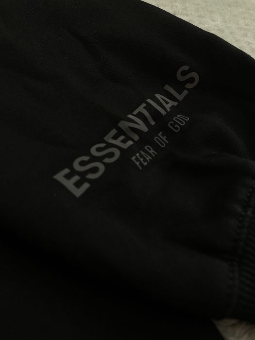 Essentials FOG горнище Различни видове – Горнището за тази зима!