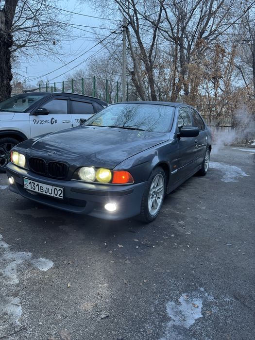 Бмв е39  1998 год