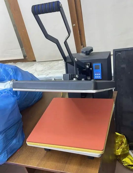 Дтф принтер для принта на одеждах и вещах