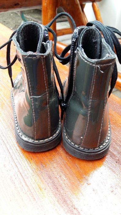 Ghete piele lacuita 24