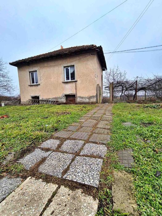 Продава се Къща в с. Брест, Област Плевен - 120 кв.м за 26 €/кв.м - Снимка #1