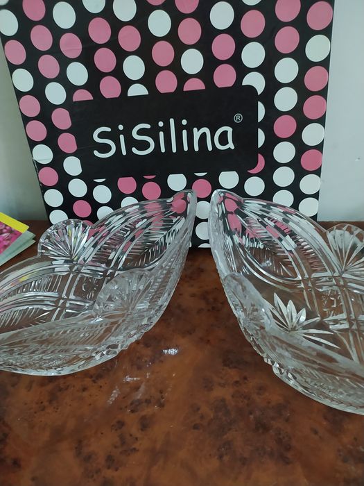 Xrustallar sotiladi orginal holati yengi ishlatilmagan