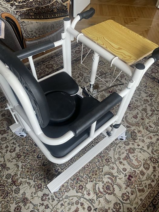 Продам многофункциональное кресло-каталку