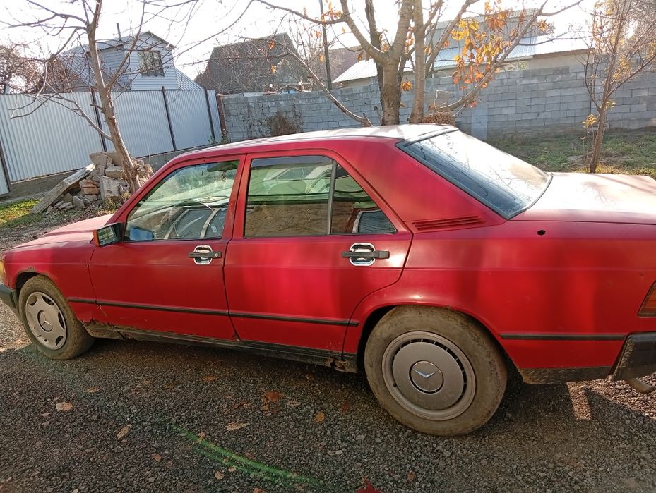 Мерседес бенз 190