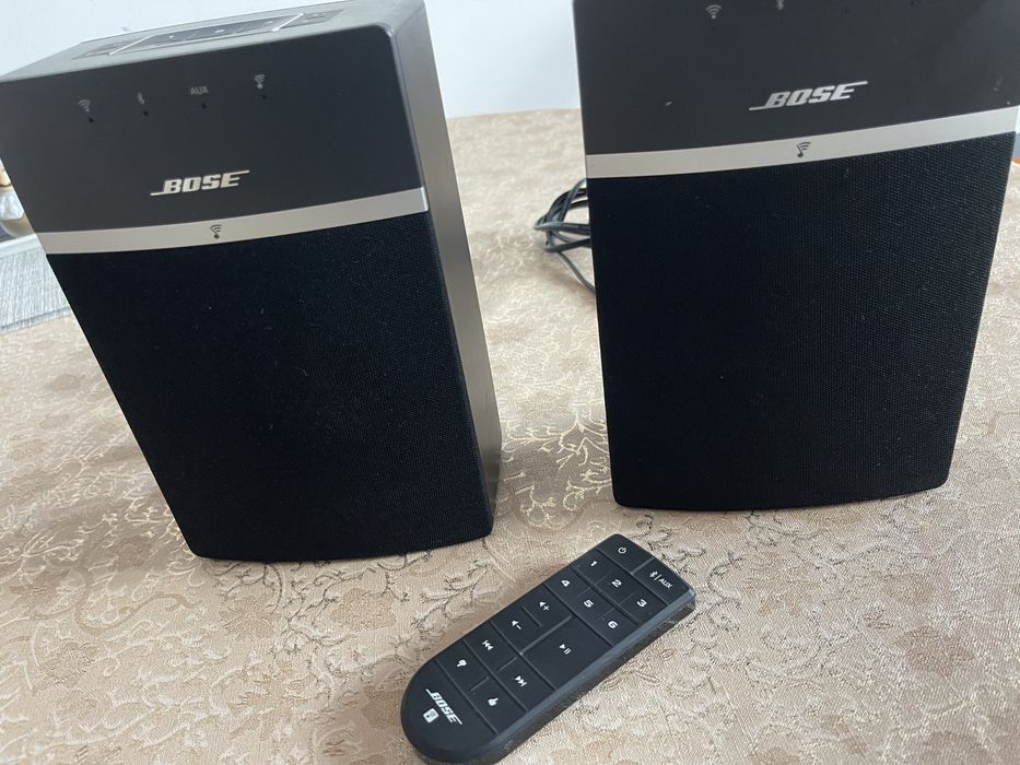 Vând sau schimb Bose Sound touch 10