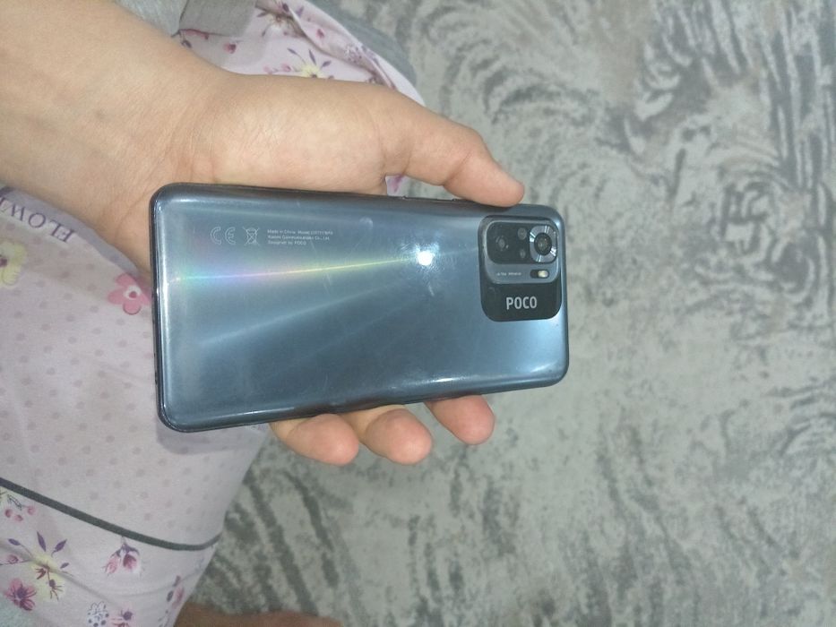 Poco m5 xotirasi 128 operativkasi 6+2 sotiladi