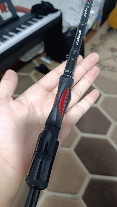 Продам спиннинг DAM