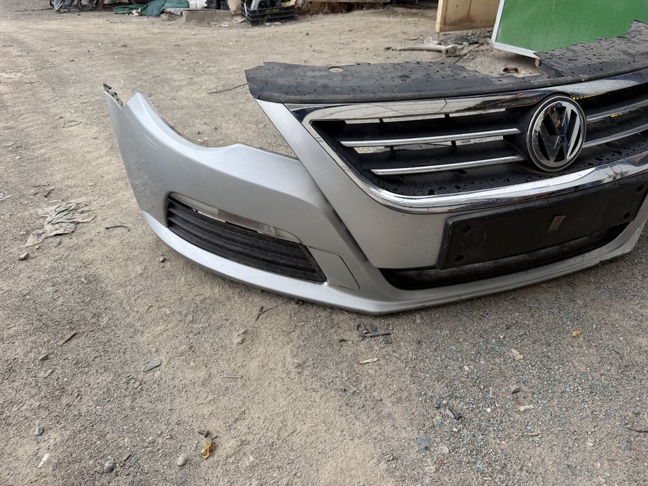 Предна броня от фв пасат цц / vw passat cc
