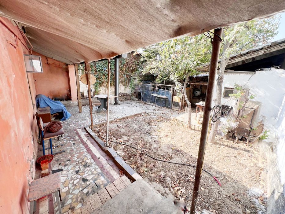 Продается дом в центре города