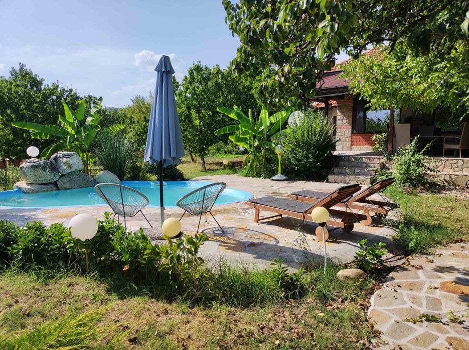 Продава се Къща в с. Ефрем, Област Хасково - 170 кв.м за 677 €/кв.м - Снимка #1