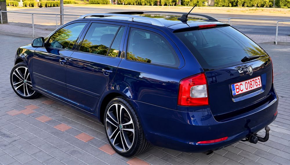 SKODA Octavia 2012 — imagine 4
