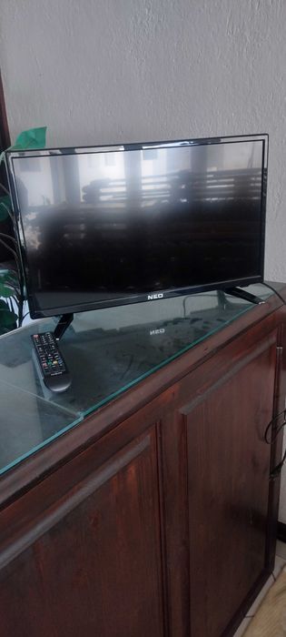 телевизор NEO 24 "
