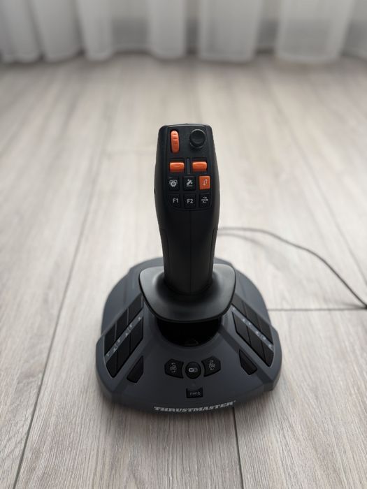 Joystick Thrustmaster