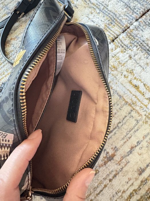 Geanta liu jo excelenta!