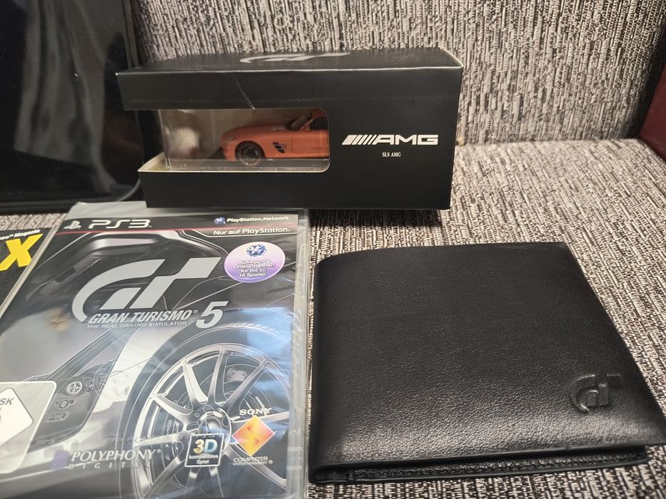 Gran Turismo 5 Signature Collectors edition PS3