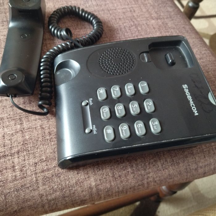 Стационарен телефон