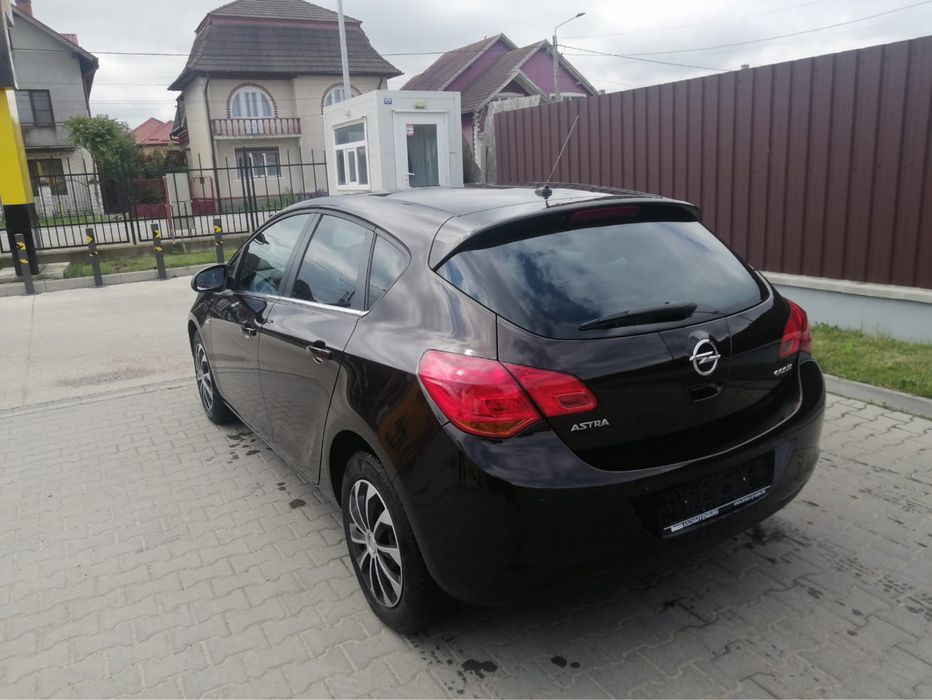 Opel Astra J 2012 de vânzare