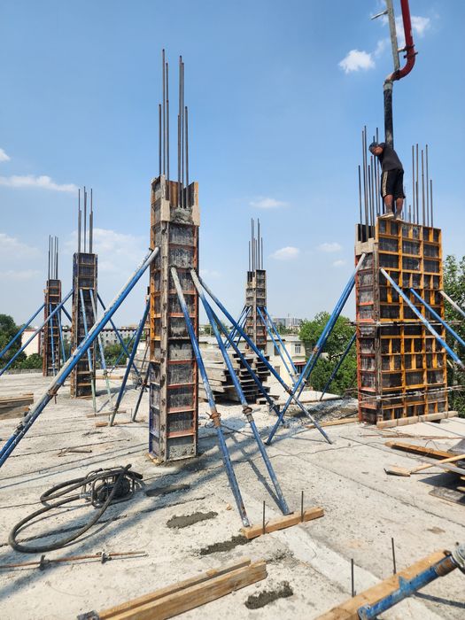 Opalubka.Stoeka.Lesa arenda