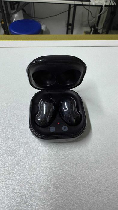 Наушники Samsung Galaxy Buds Live SM-R180