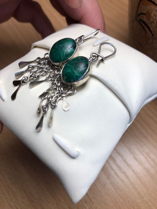 Сребърни Обеци с “Макахит”