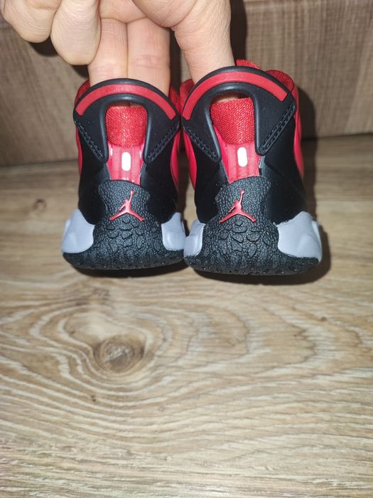 Бебешки ботуши Air Jordan UK3.5 EUR19.5