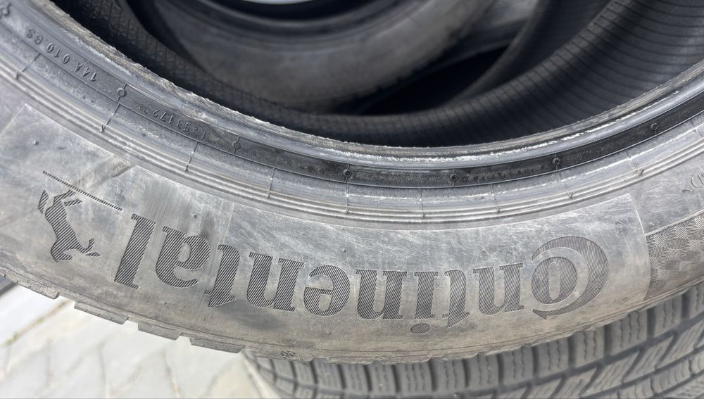 Зимни Гуми 205/55/17 Continental - 4 броя