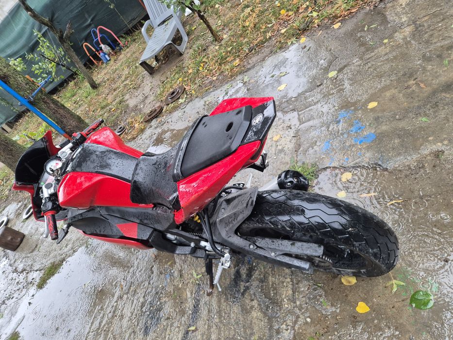 Piese yamaha yzf 125/ 2010