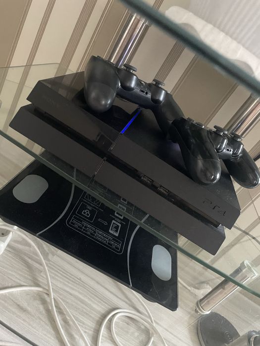 Продам Плейстейшн 4 или обмен