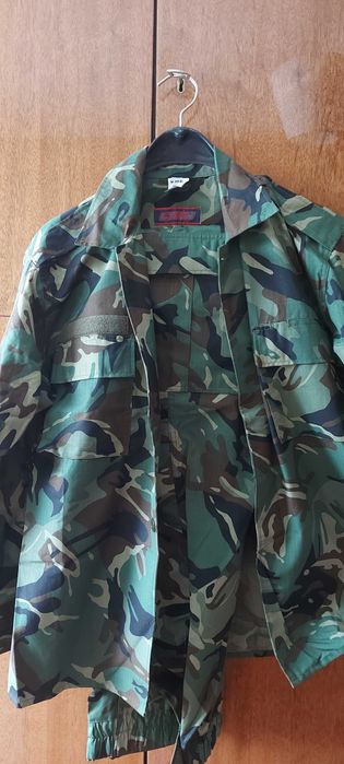 Камуфлажен дамски комплект