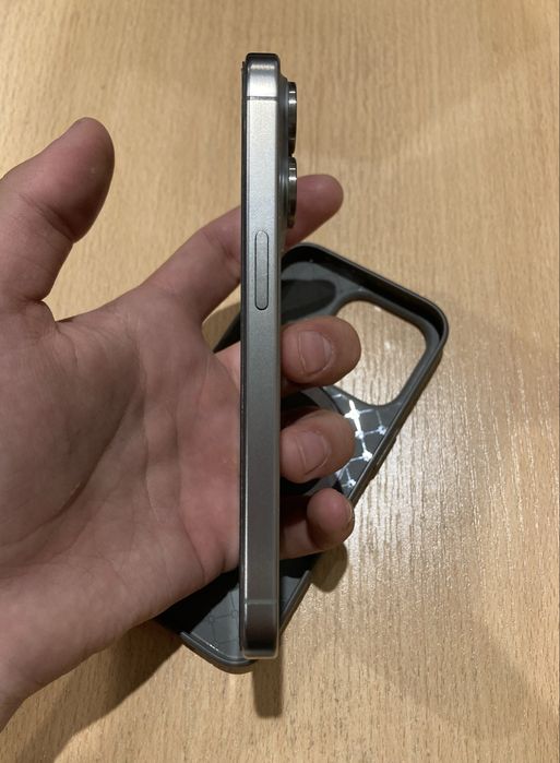 Iphone 15 pro ideal