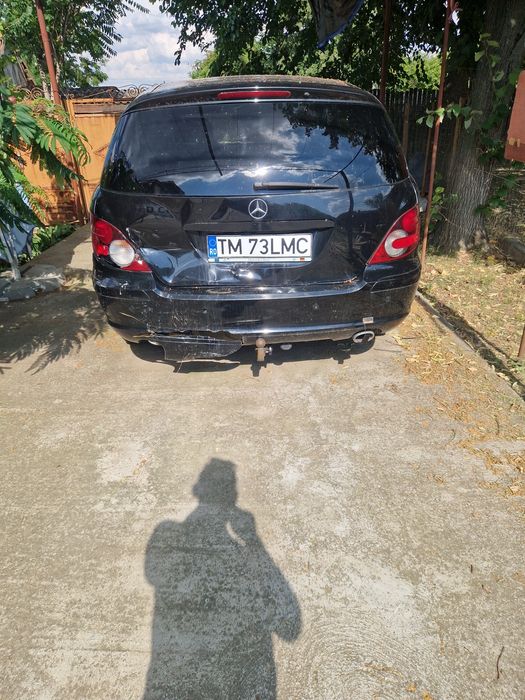 Mercedes benz R class