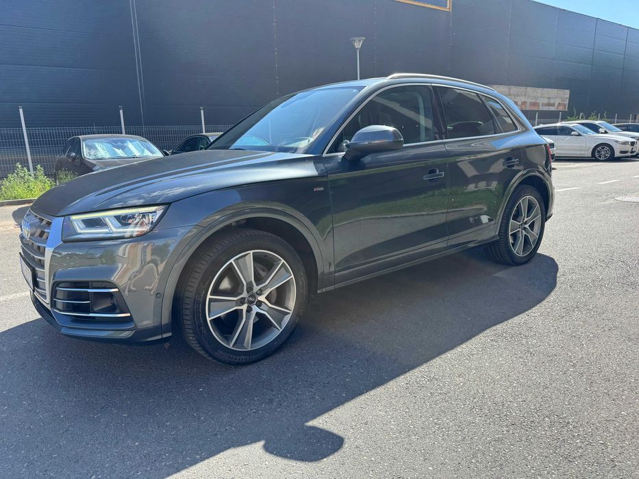AUDI Q5 0