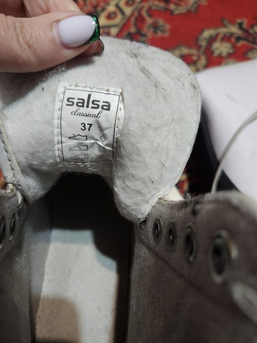 Коньки женские 37 размер