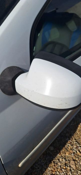 OGLINDA DACIA LOGAN/SANDERO 2008-2012