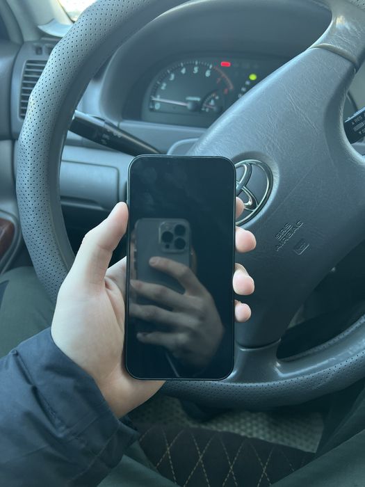 iPhone 13 чёрный цвет