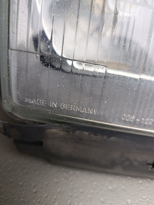 Фара на Мерседес W124