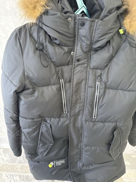 Продам куртку на мальчика