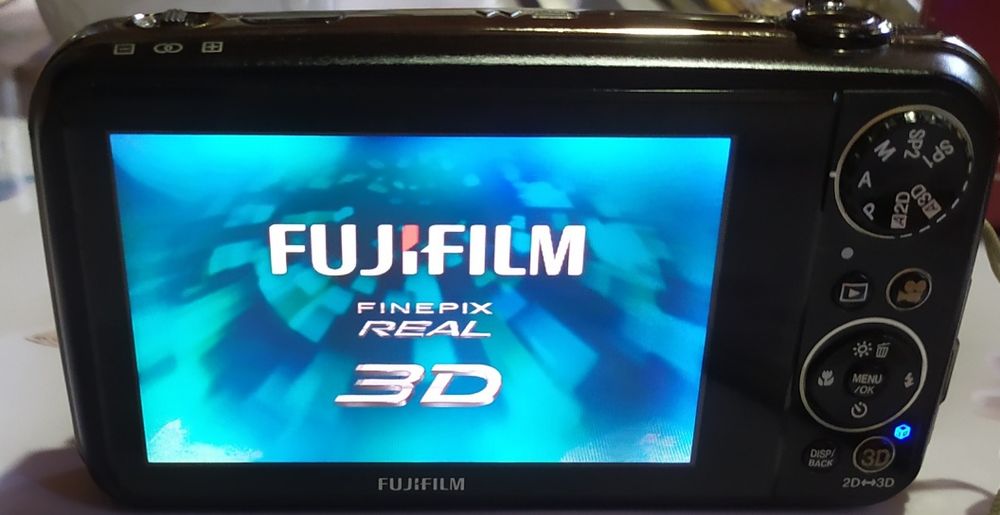 3D камера "FUJIFILM"