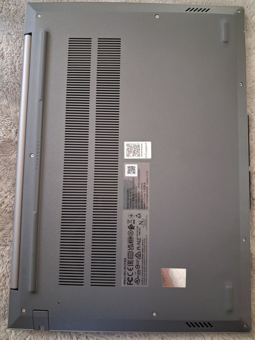 Lenovo thinkbook 14 g8 ial