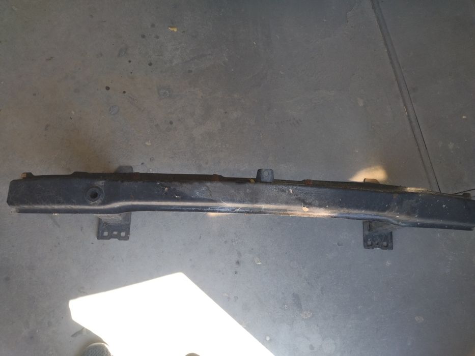 Греда за  BMW E 90