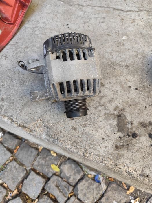 Динамо за toyota auris бензин видите ай от 2006 година и нагоре