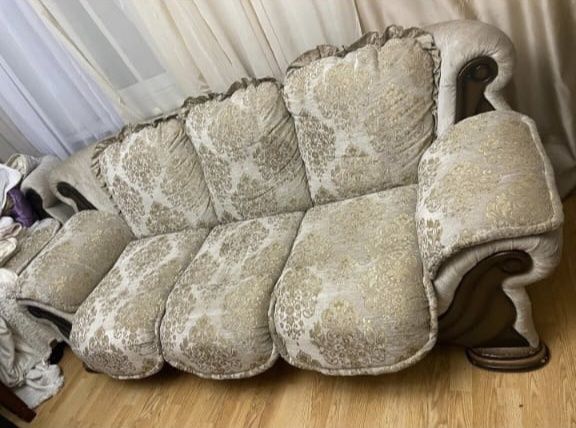 Продам трехместный диван «Соло»